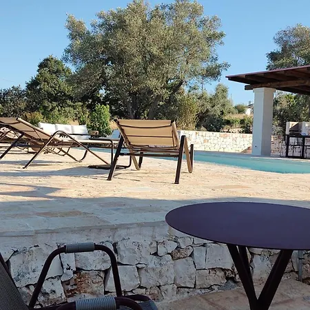 Dom wakacyjny Trullo Emma