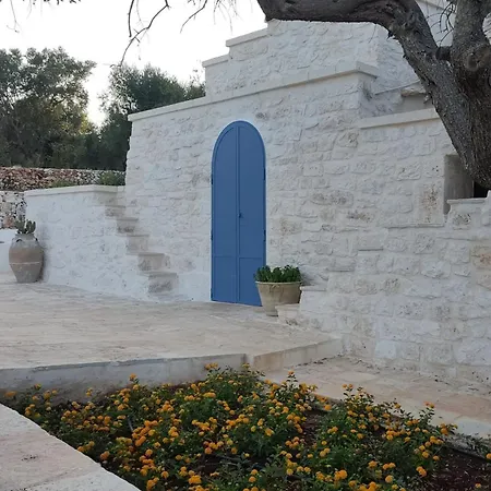 Trullo Emma *